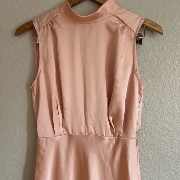 NWOT Classic Elegance Blush Satin Sleeveless Mock Neck Maxi Dress! - Picture 7 of 10